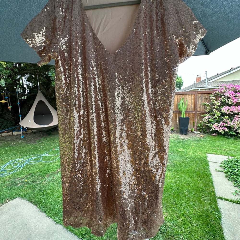 Lulus rose gold sequin dress - Picture 3 of 4